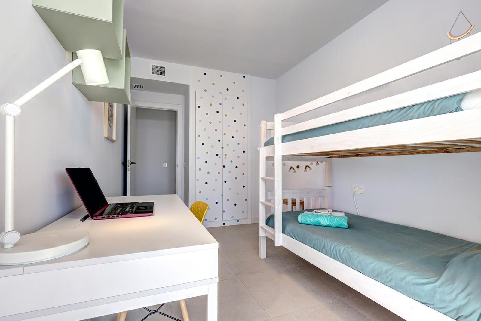 Estepona Place - Spacious Family City Apartment 外观 照片
