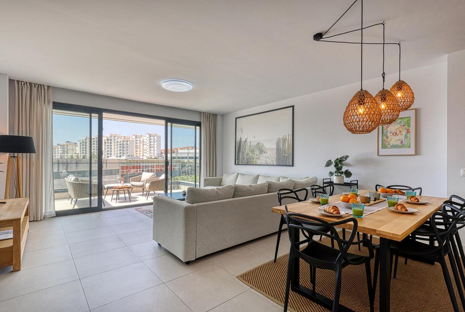 Estepona Place - Spacious Family City Apartment 外观 照片